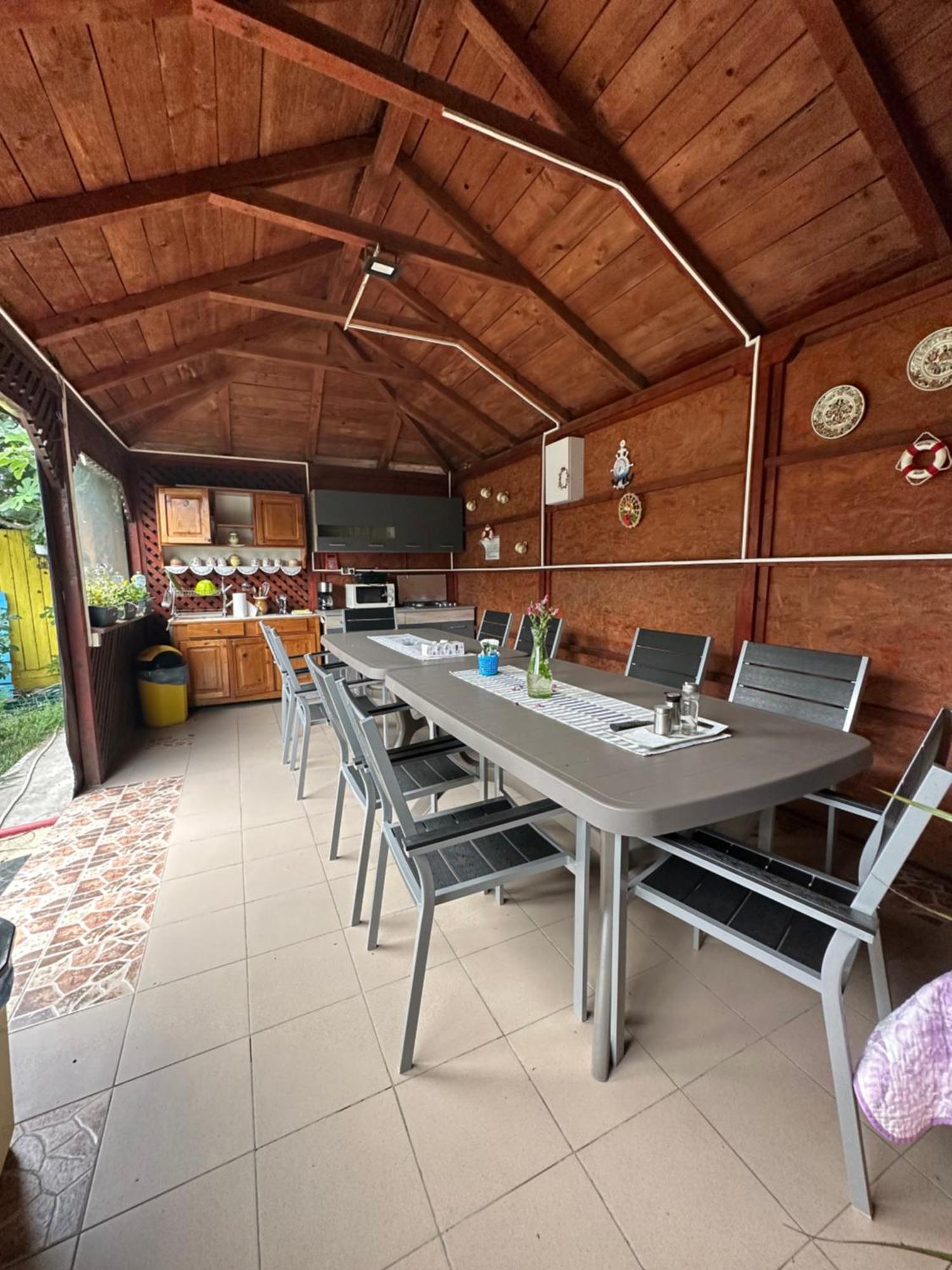 Casa Cu Flori Corbu Hotell Corbu  Exteriör bild